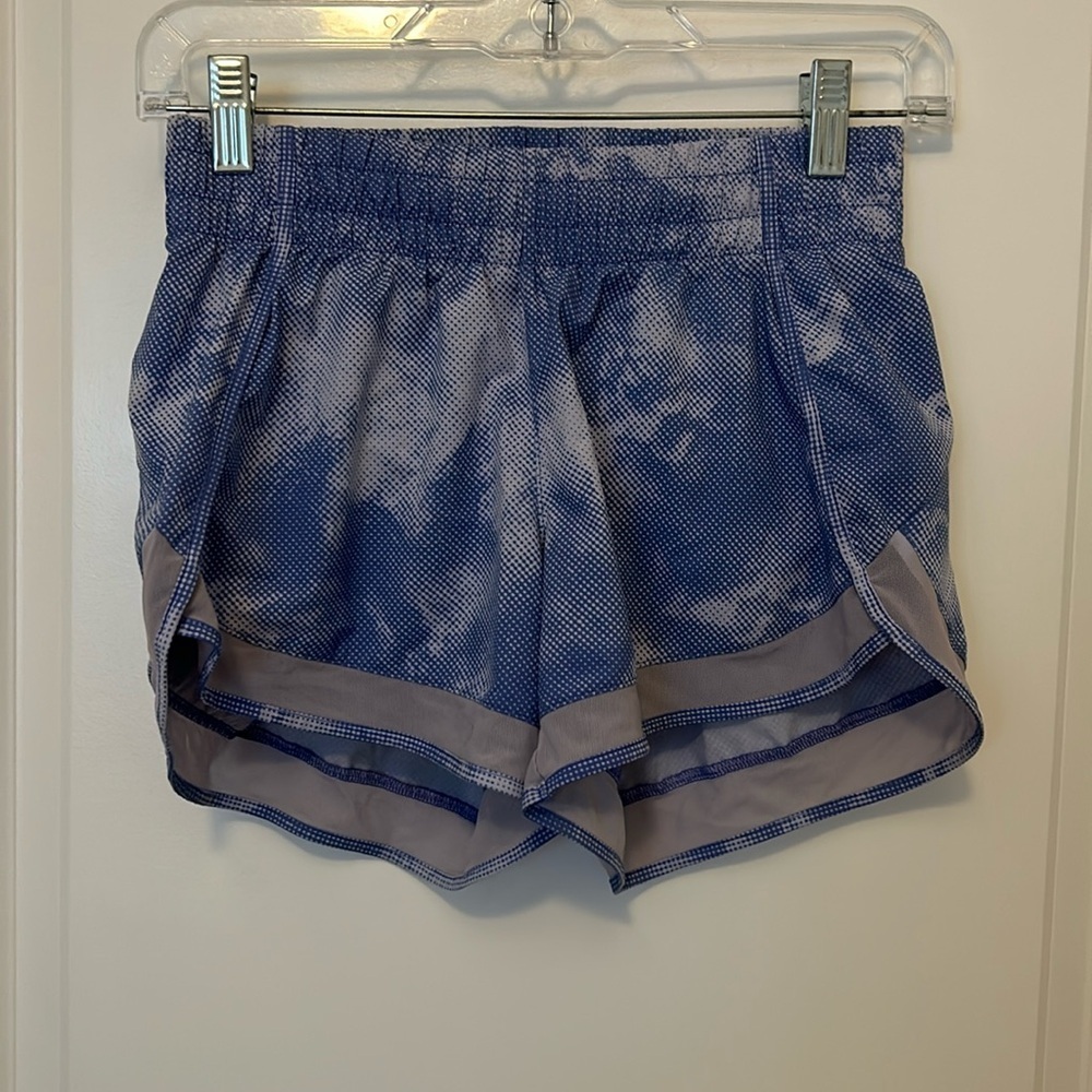 Athleta Women’s Mesh Racer Run Short 4”